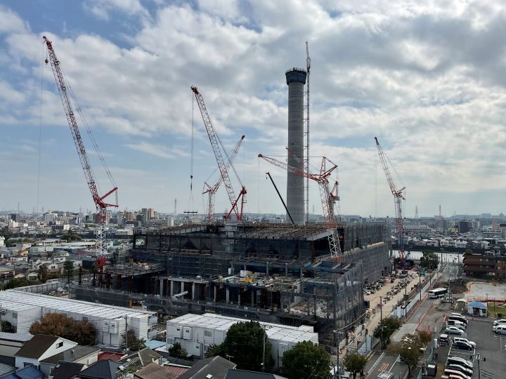 江戸川清掃工場建替工事全景写真(令和7年10月30日)